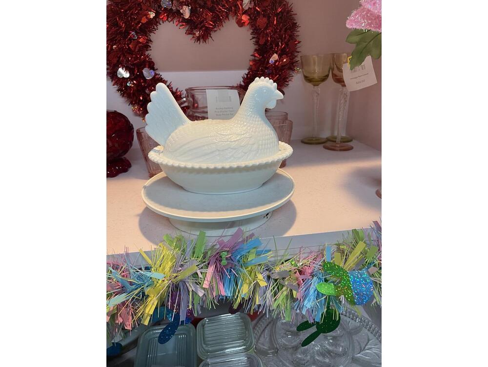 Indiana Glass White Milk Glass Hen on Nest Vintage Chicken Candy Dish Stippled
